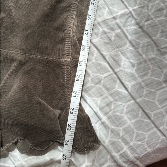 Mother Jeans Cha Cha Chew Flare Pants in Hopscotch Corduroy - Picture 6 of 9